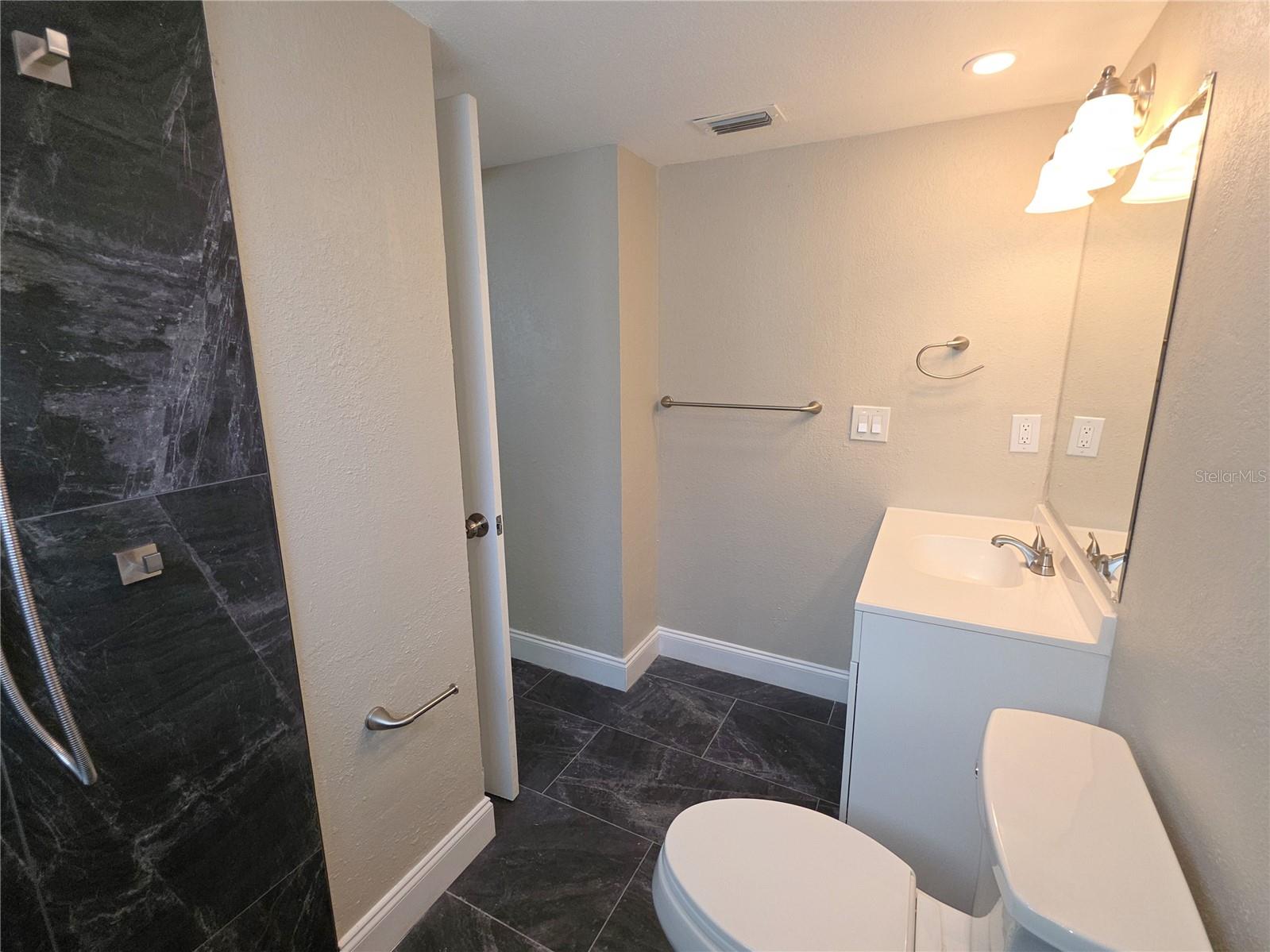 SEMINOLE WOODLANDS - Residential