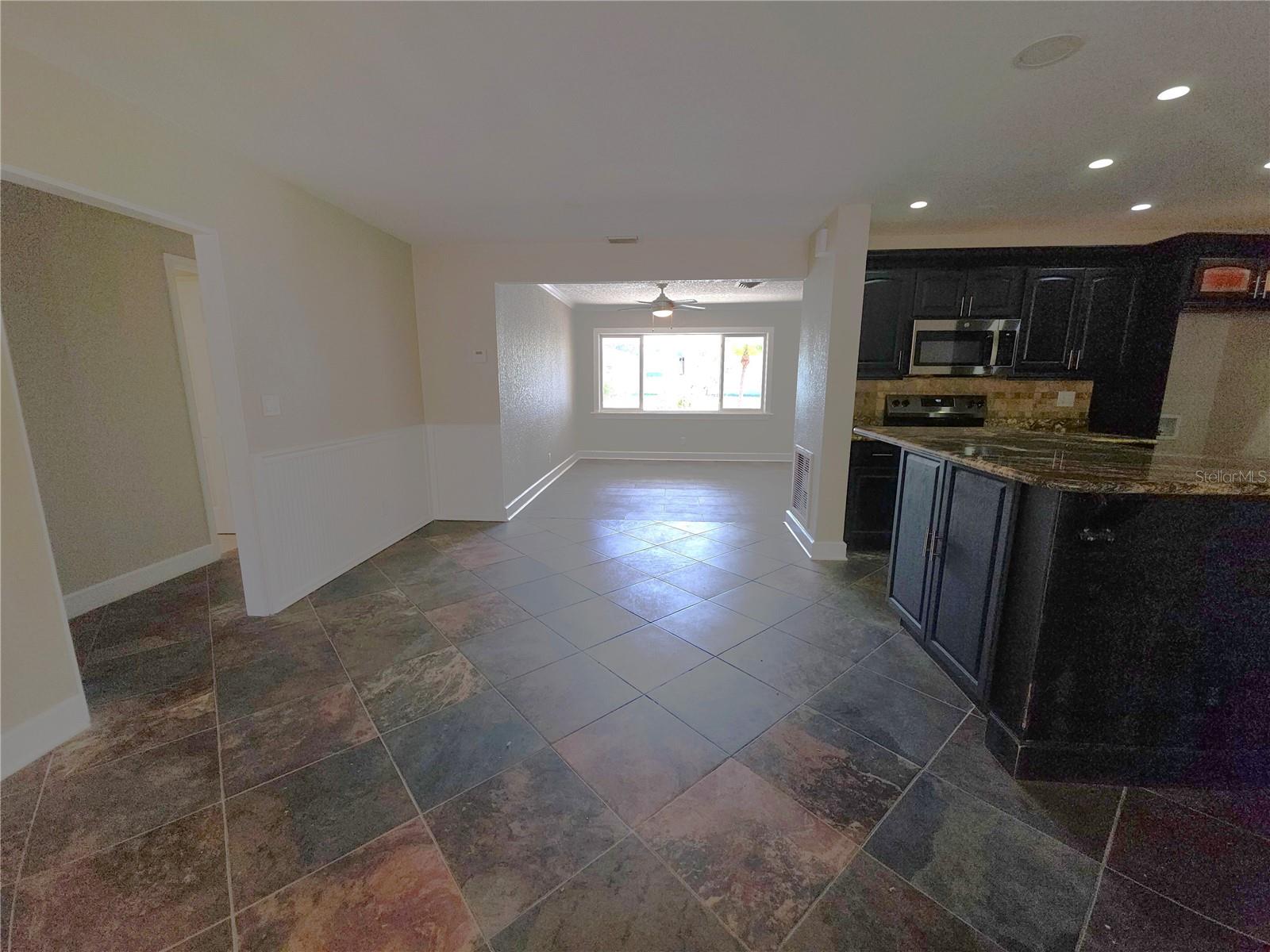 SEMINOLE WOODLANDS - Residential