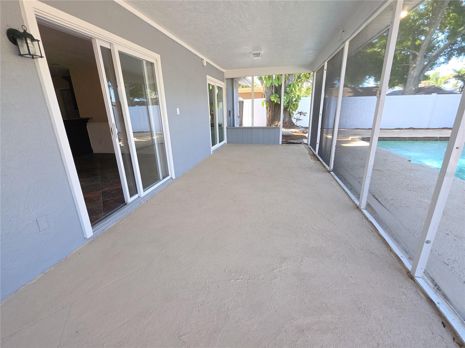 SEMINOLE WOODLANDS - Residential