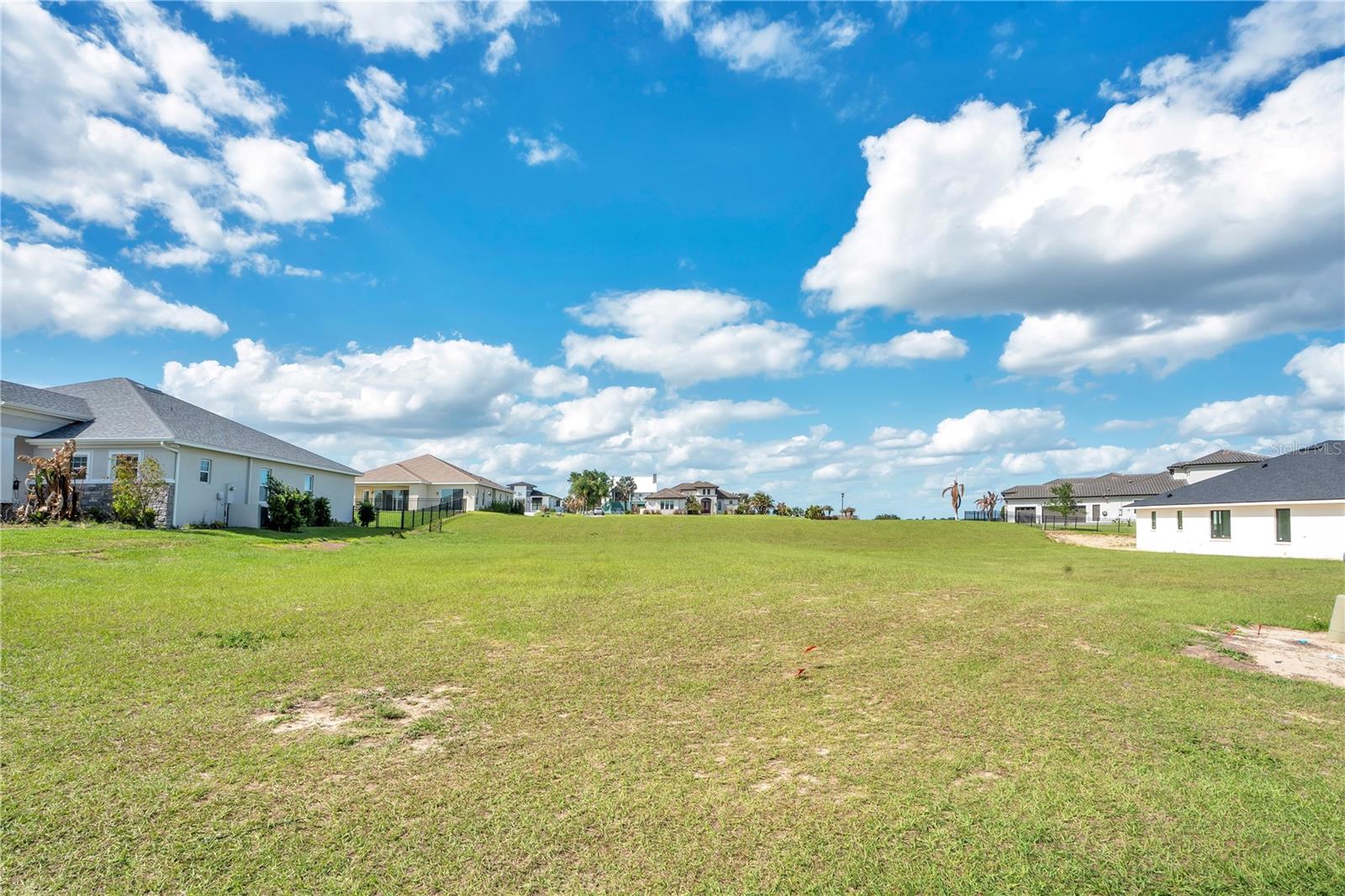 228 SNOWY ORCHID WAY