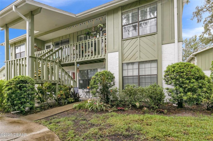 Charming second-floor unit in Holly Square! This beautifully updated one-bedroom, one-bathroom condo has been modernized with a walk-in shower, plantation shutters, all-new ceiling fans, new flooring, NEW WINDOWS, and some updated appliances. For added flexibility, a pullout Murphy bed offers extra sleeping space for guests. Laundry available on property. Enjoy the amenities included in your HOA fee, such as access to the pool, clubhouse, and tennis courts! Perfect for those seeking both a stylish home and a vibrant community!