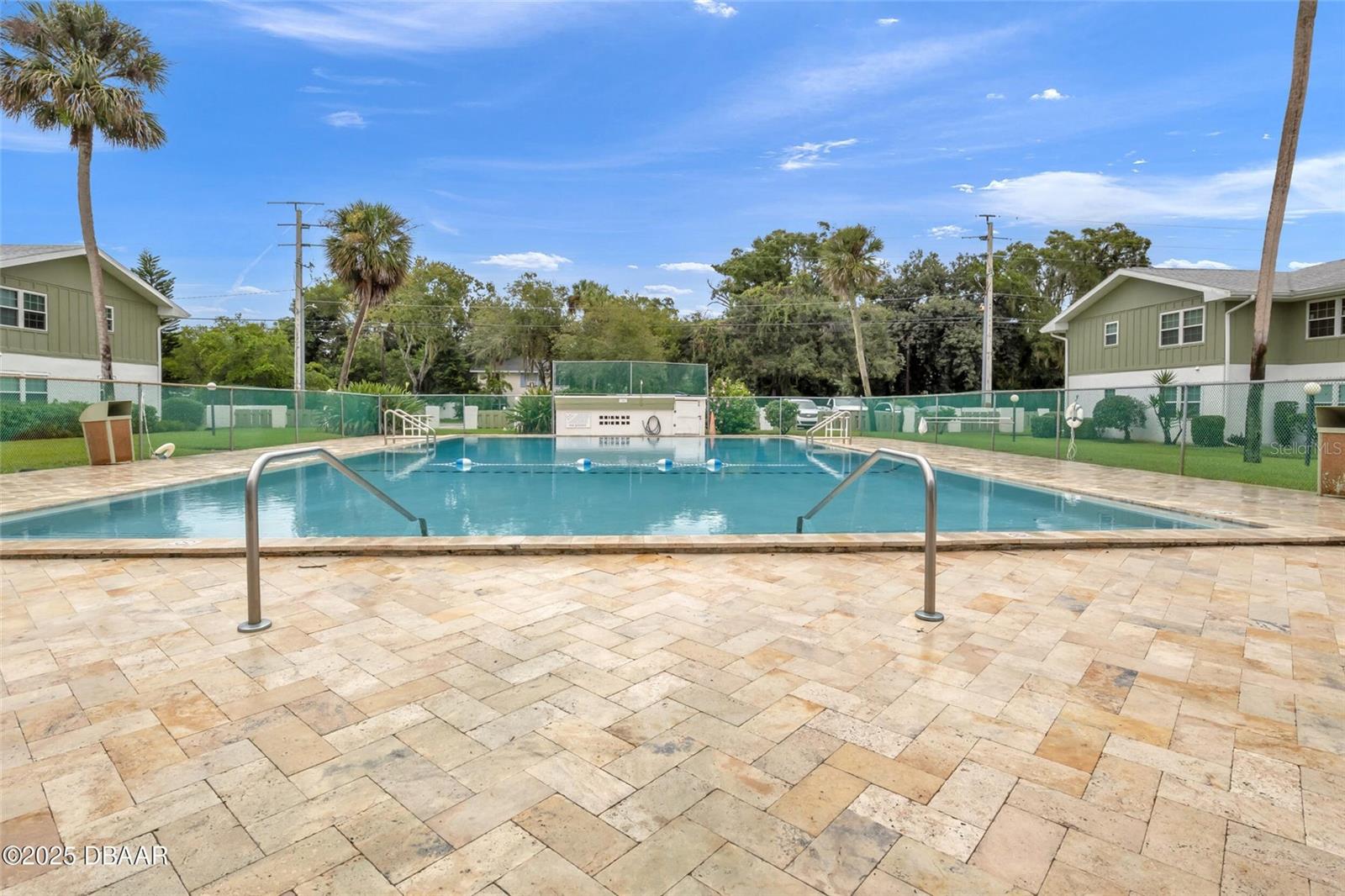 HOLLY SQUARE CONDO - Residential