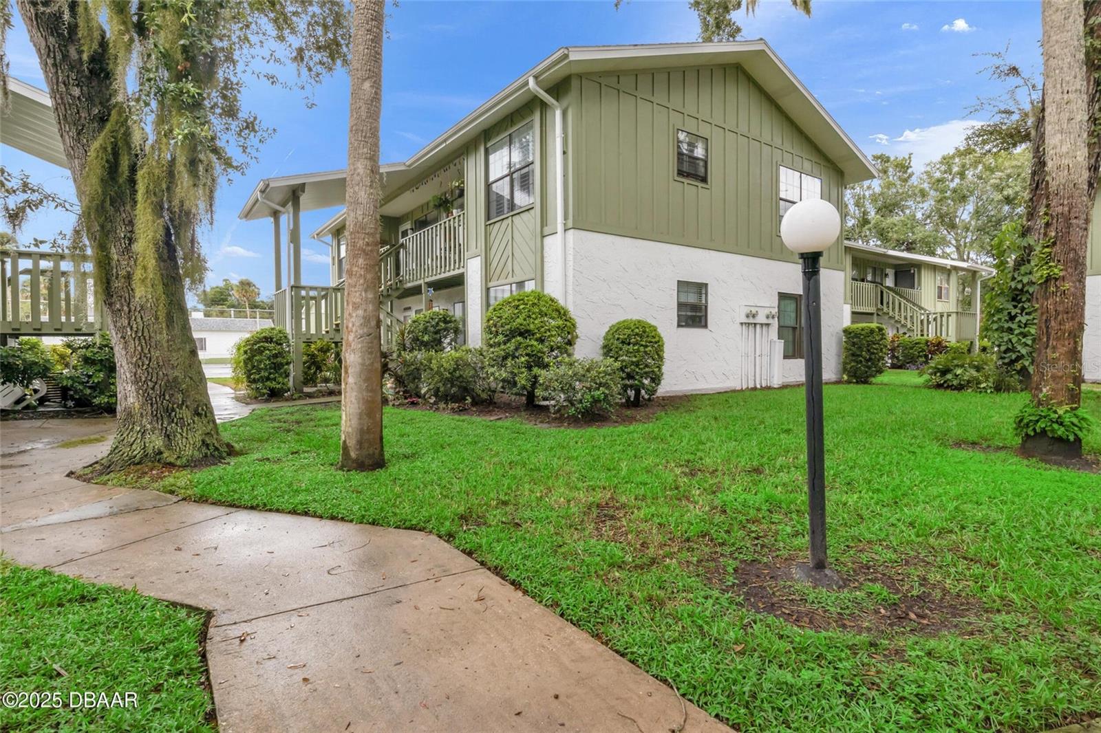 HOLLY SQUARE CONDO - Residential