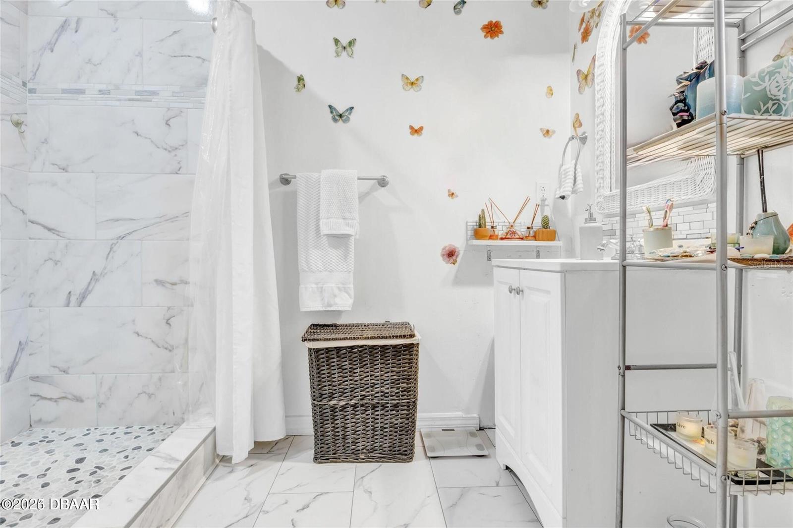 HOLLY SQUARE CONDO - Residential