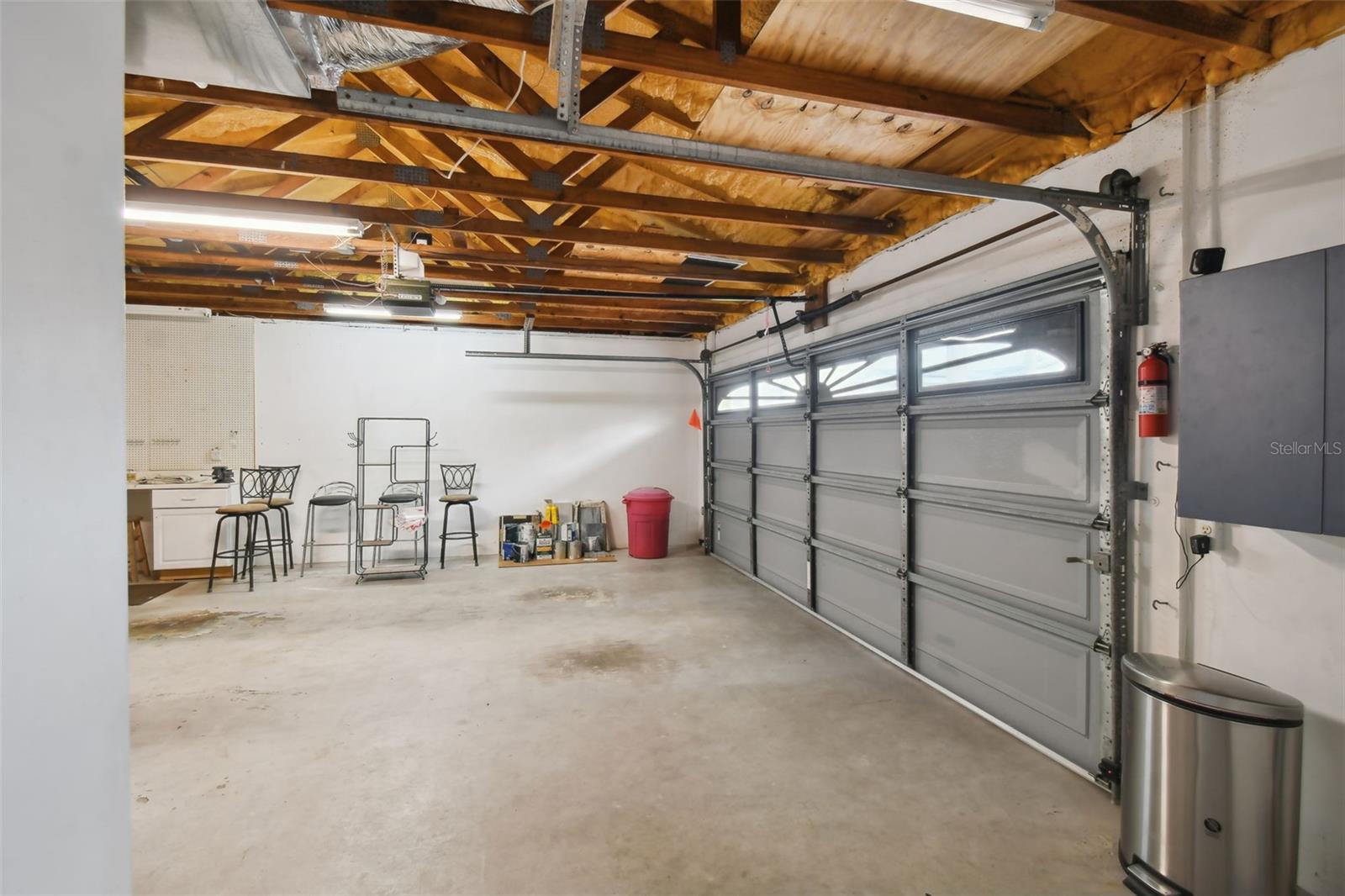 CAPRI ISLE - Residential