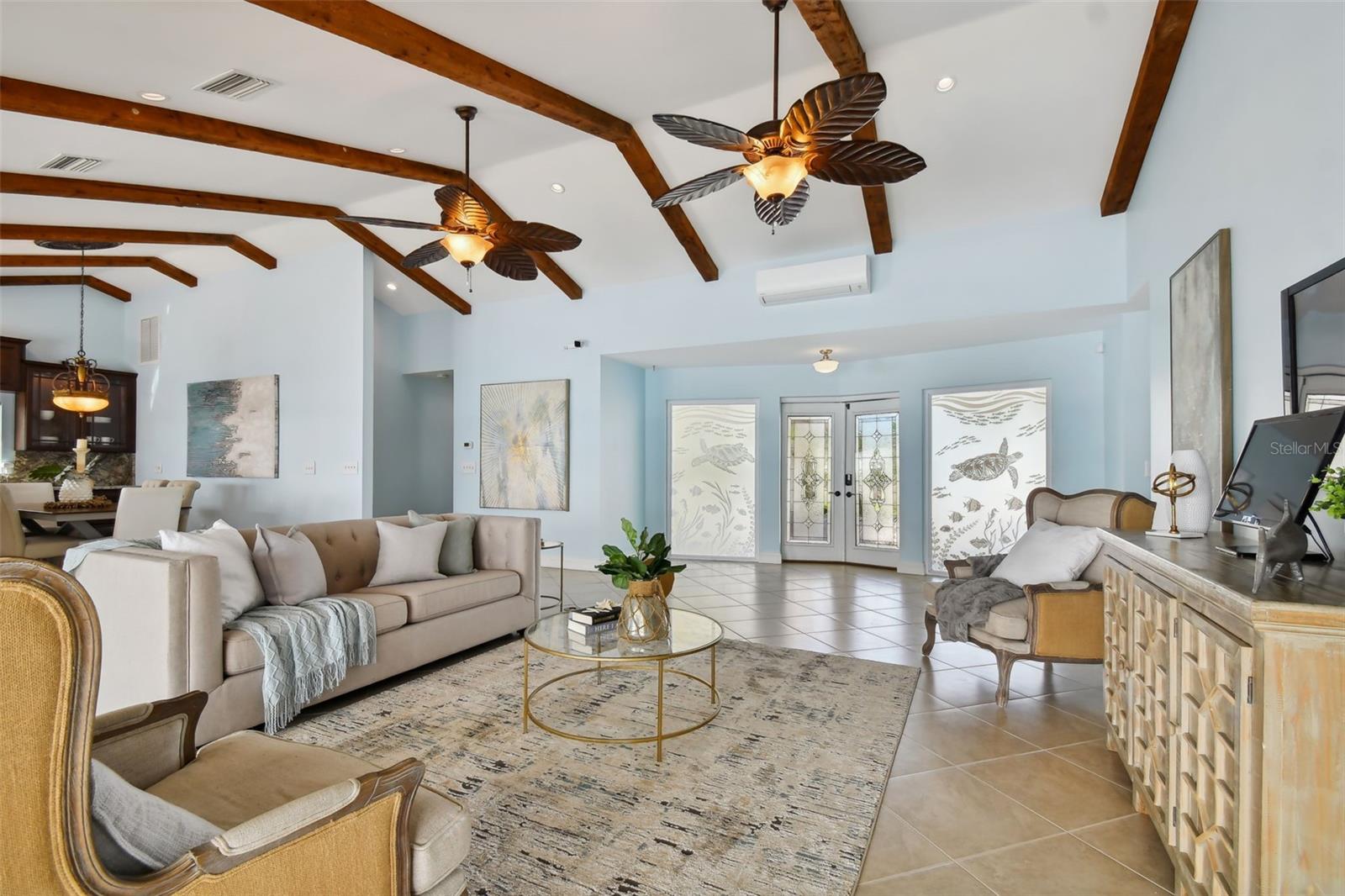 CAPRI ISLE - Residential