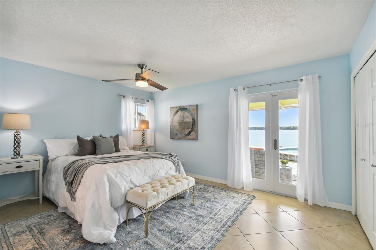 CAPRI ISLE - Residential