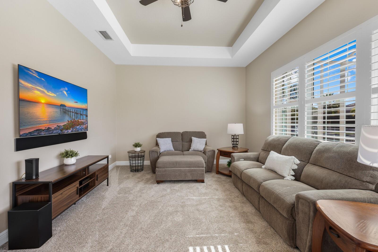 HARBOUR WALK - Residential