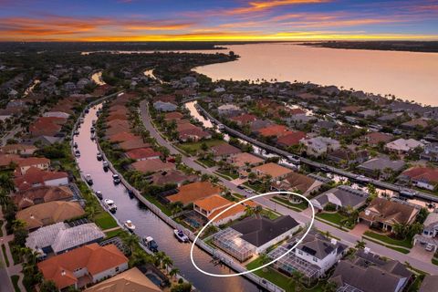 Photo of 569 Mast Drive, Bradenton, FL 34208 (MLS # A4683728)