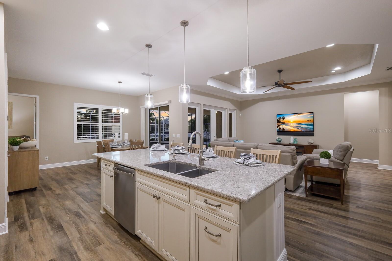 HARBOUR WALK - Residential