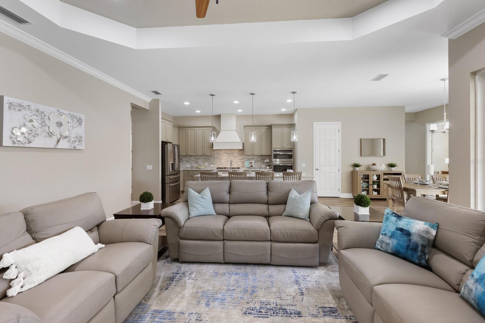 HARBOUR WALK - Residential