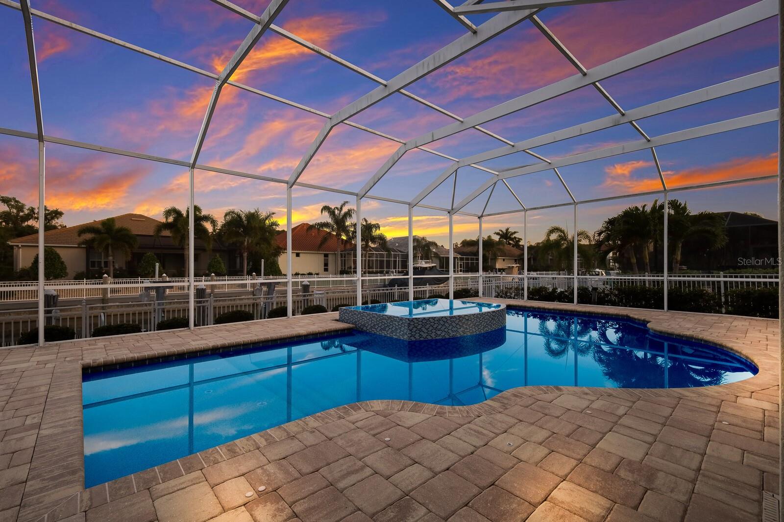 HARBOUR WALK - Residential