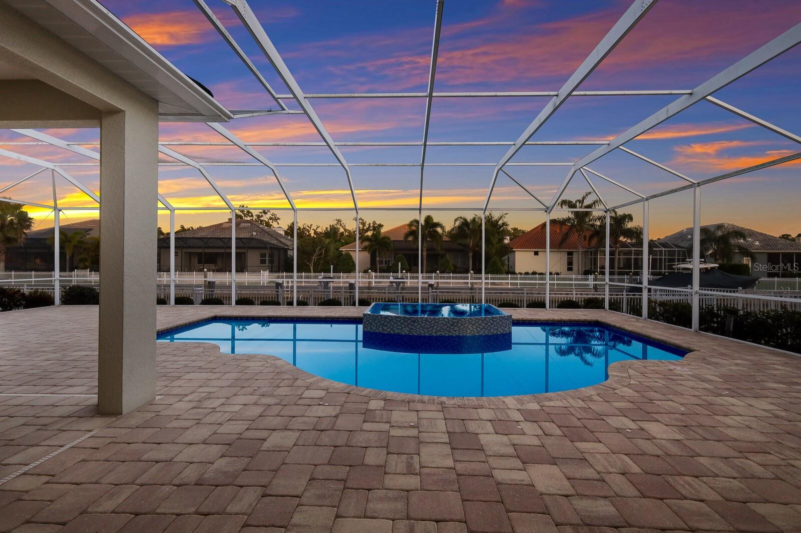 HARBOUR WALK - Residential