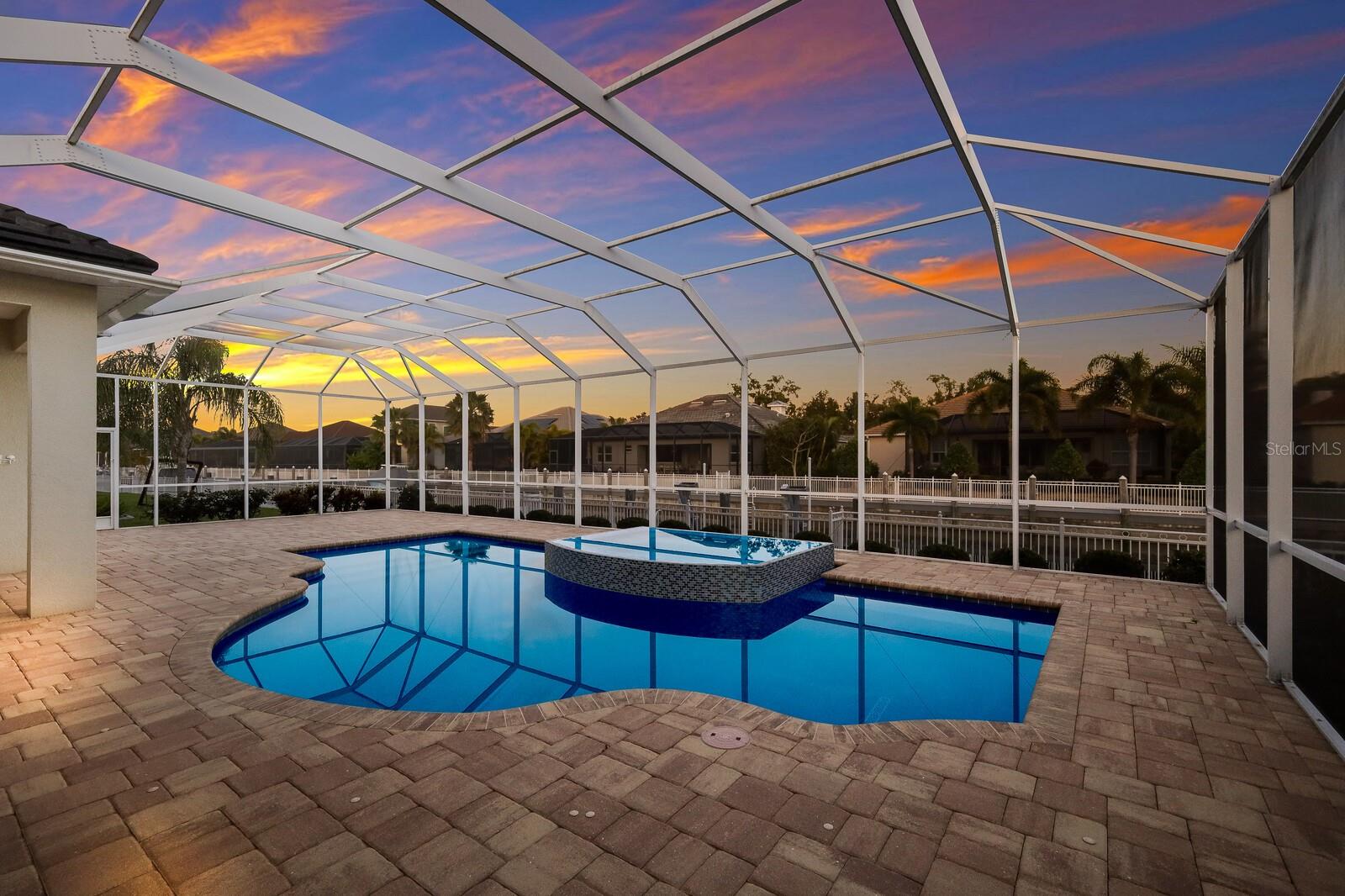 HARBOUR WALK - Residential