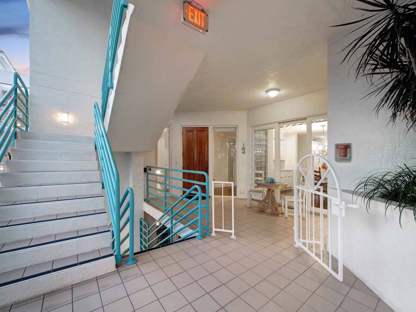 TANGERINE BAY CLUB - Residential