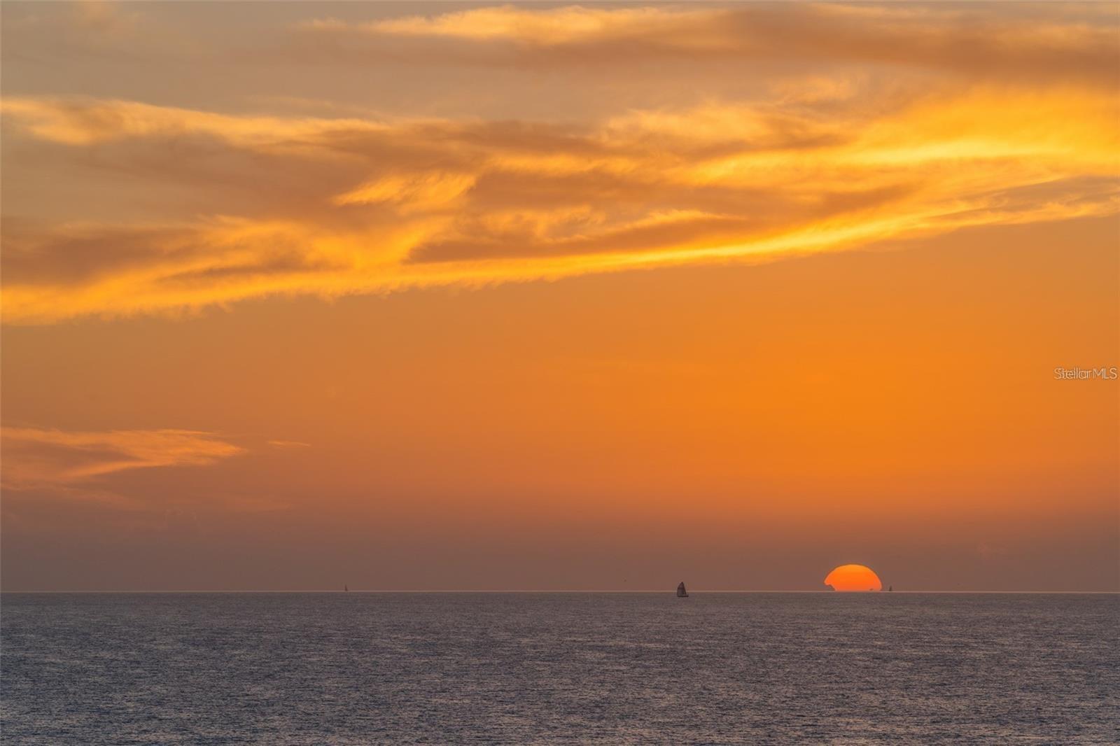 TANGERINE BAY CLUB - Residential