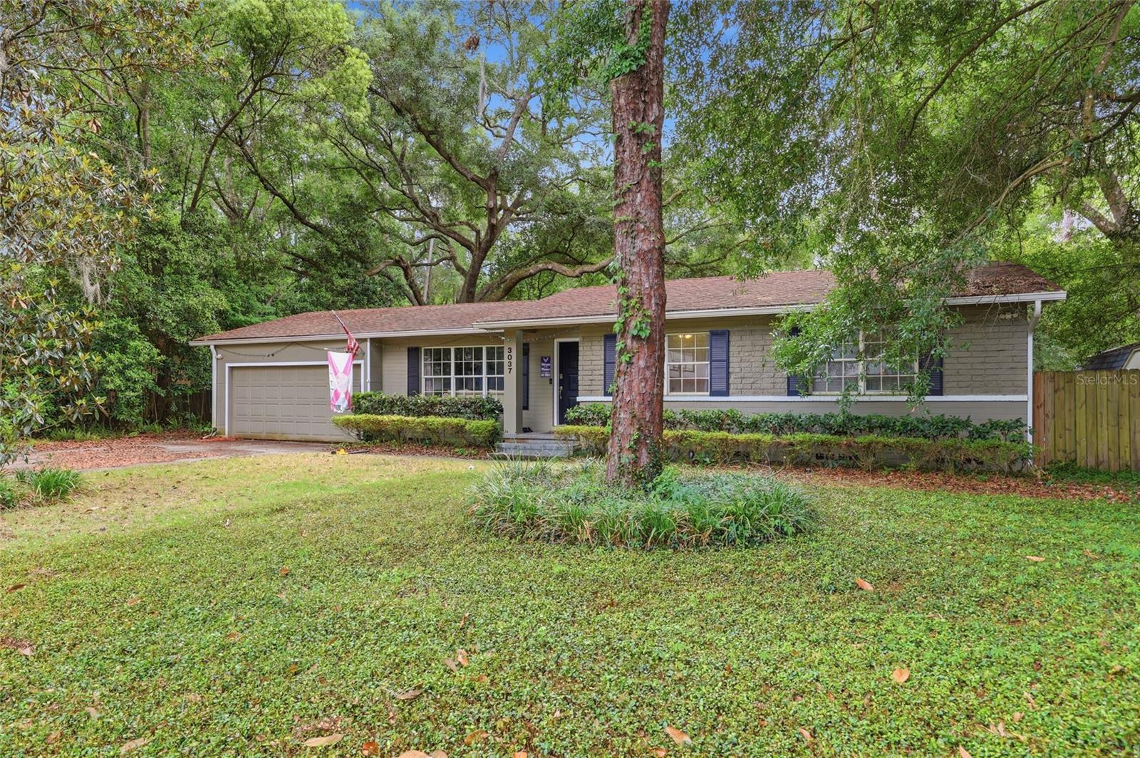 BLACK ACRES - Residential