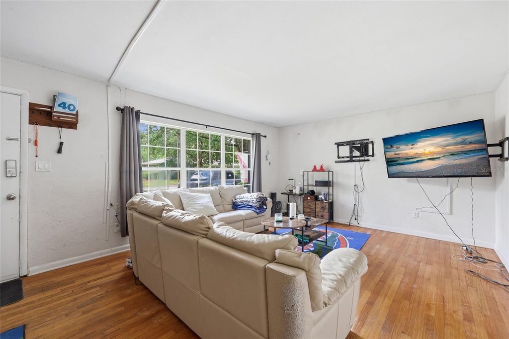 Photo of 3037 NW 1st Avenue, Gainesville, FL 32607 (MLS # GC540488)