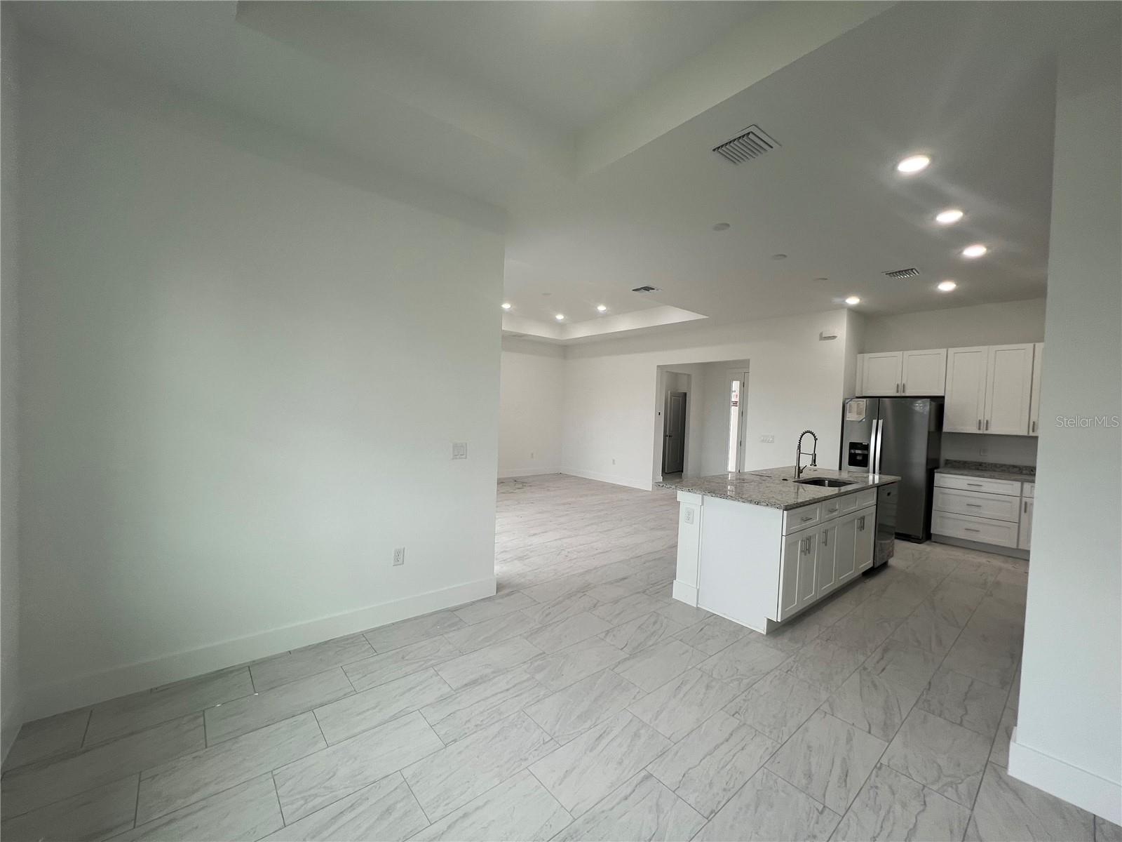 ROTONDA SANDS - Residential Lease