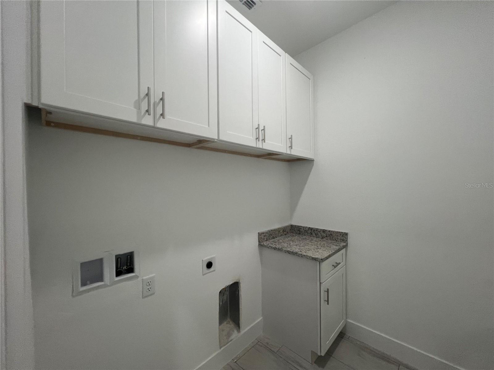 ROTONDA SANDS - Residential Lease