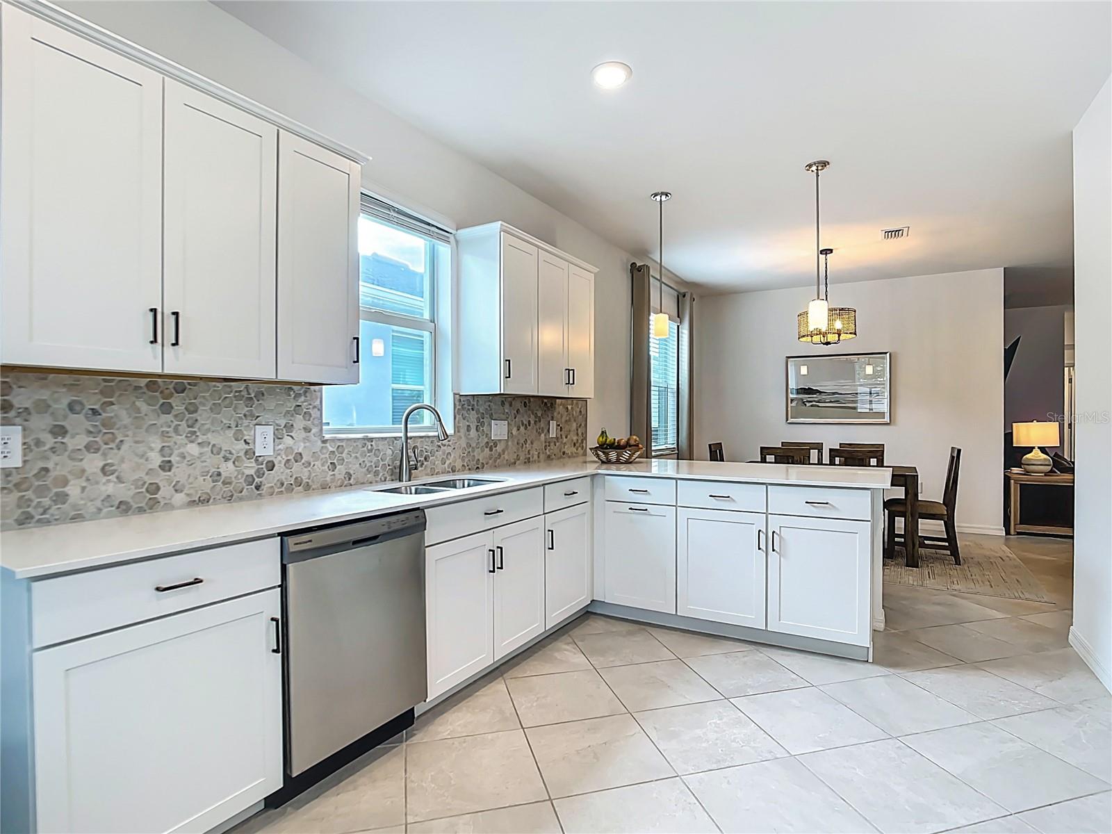 ANTIGUA/WELLEN PARK - Residential