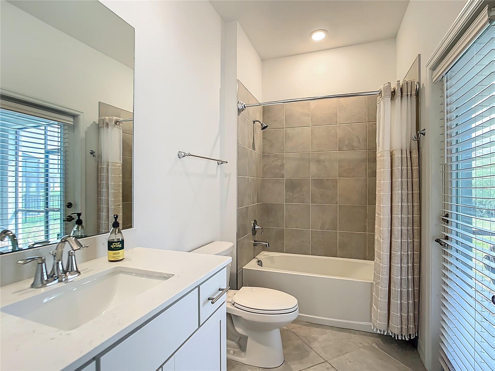 ANTIGUA/WELLEN PARK - Residential