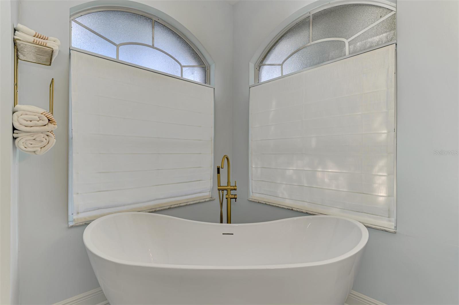 CREEKWOOD - Residential