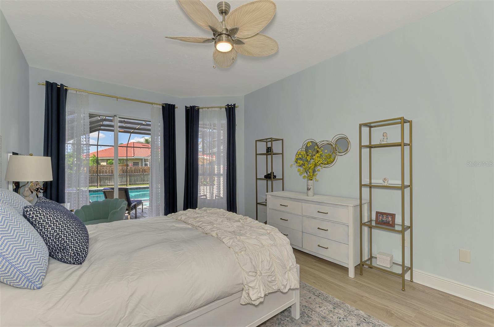 CREEKWOOD - Residential