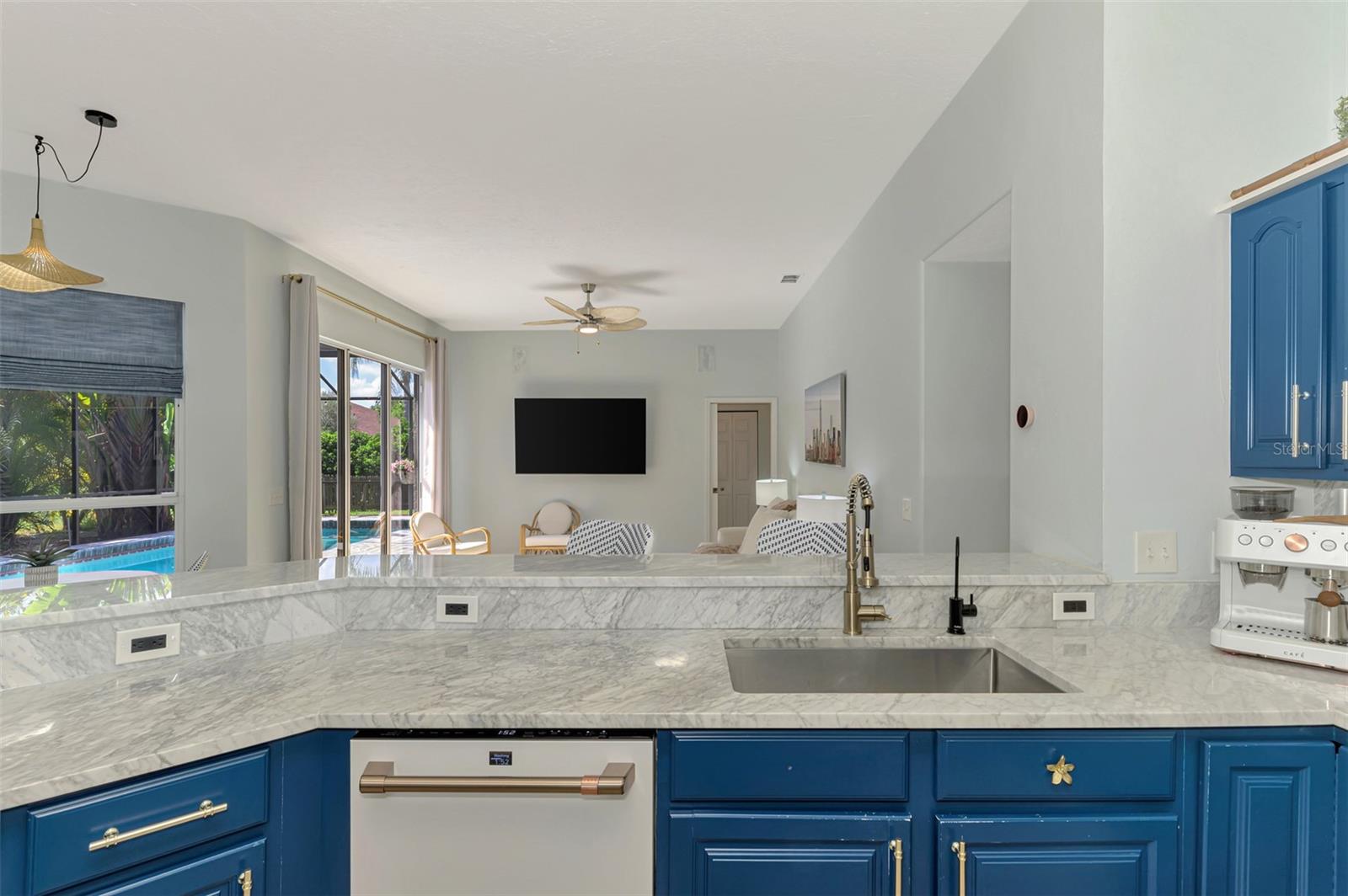 CREEKWOOD - Residential