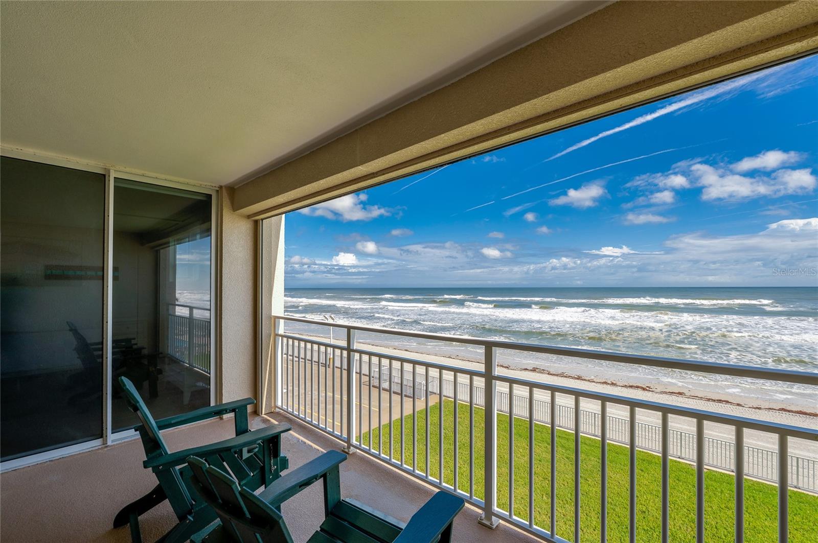 EAST WIND SOUTH & NORTH - Residential