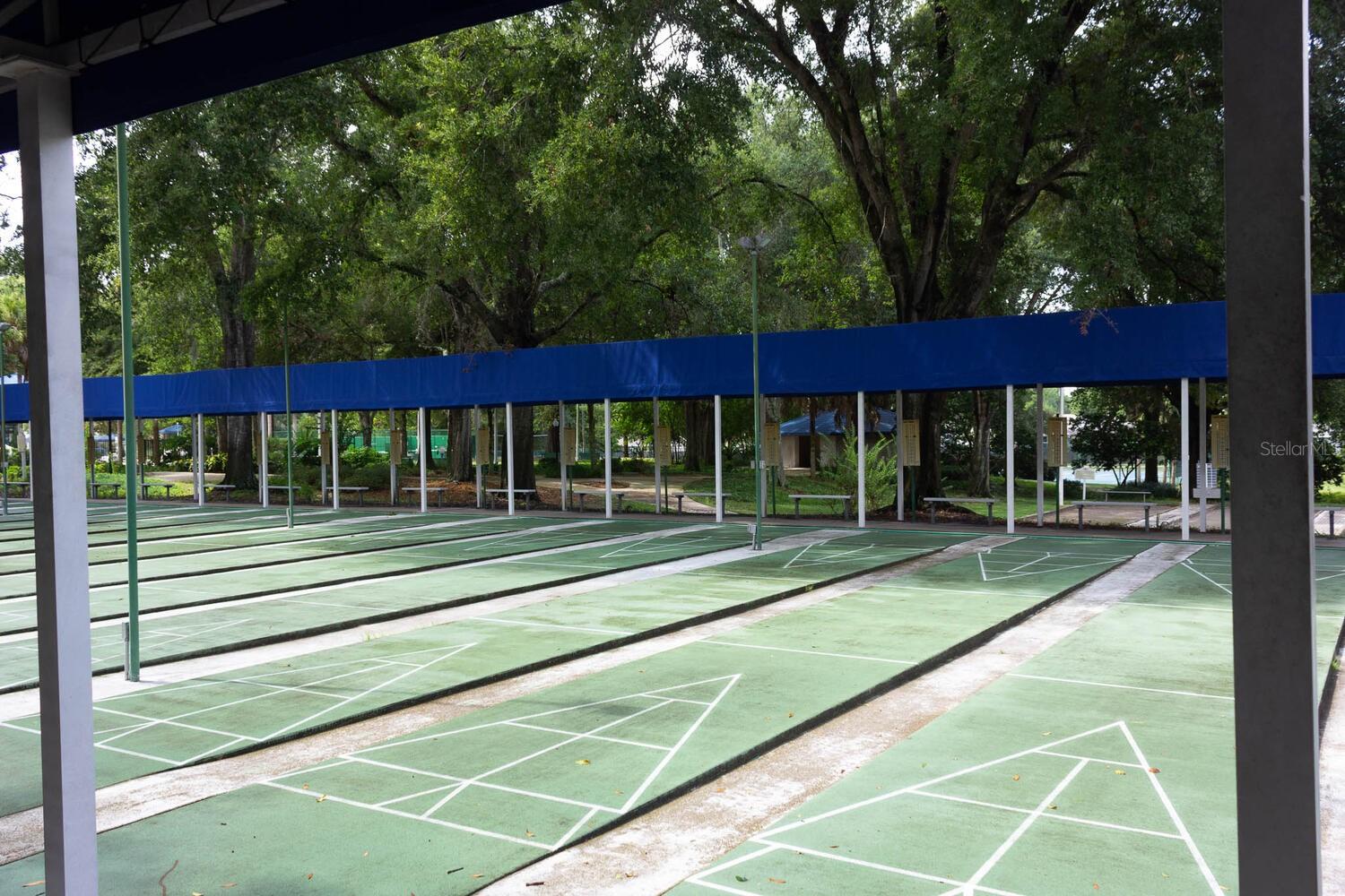 OAK RUN CRESCENT OAKS - Residential