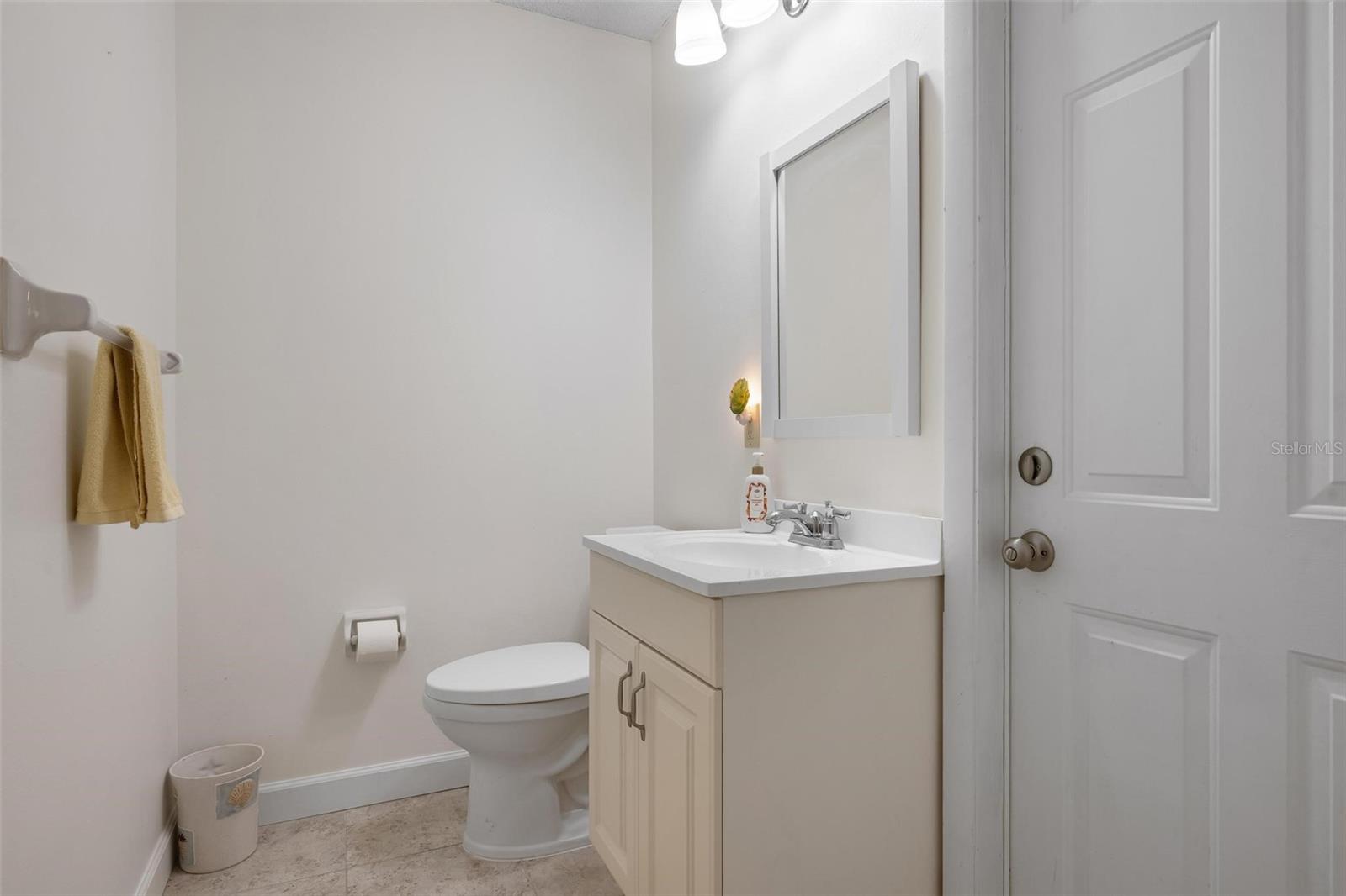 QUAIL LAKE - Residential