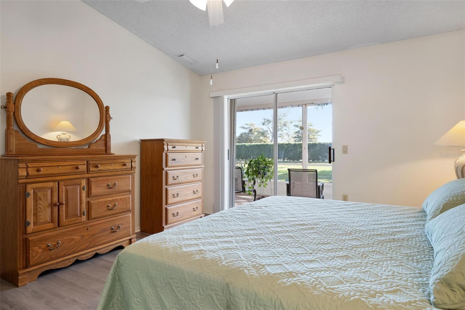 QUAIL LAKE - Residential