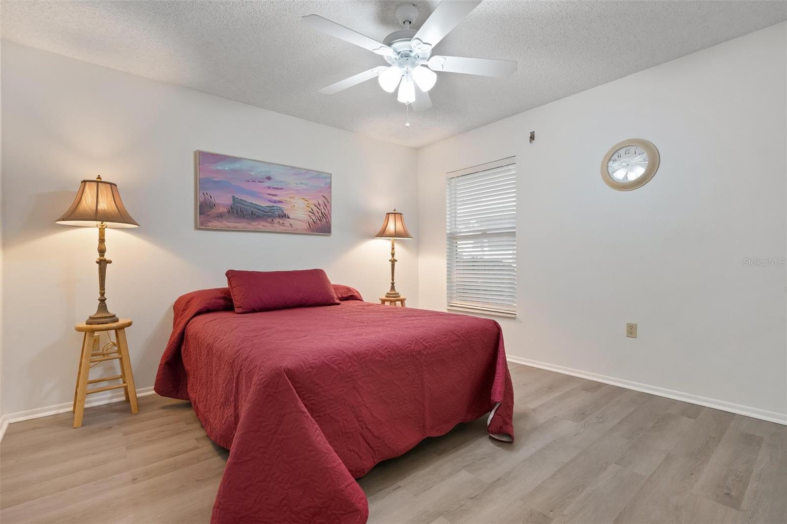 QUAIL LAKE - Residential