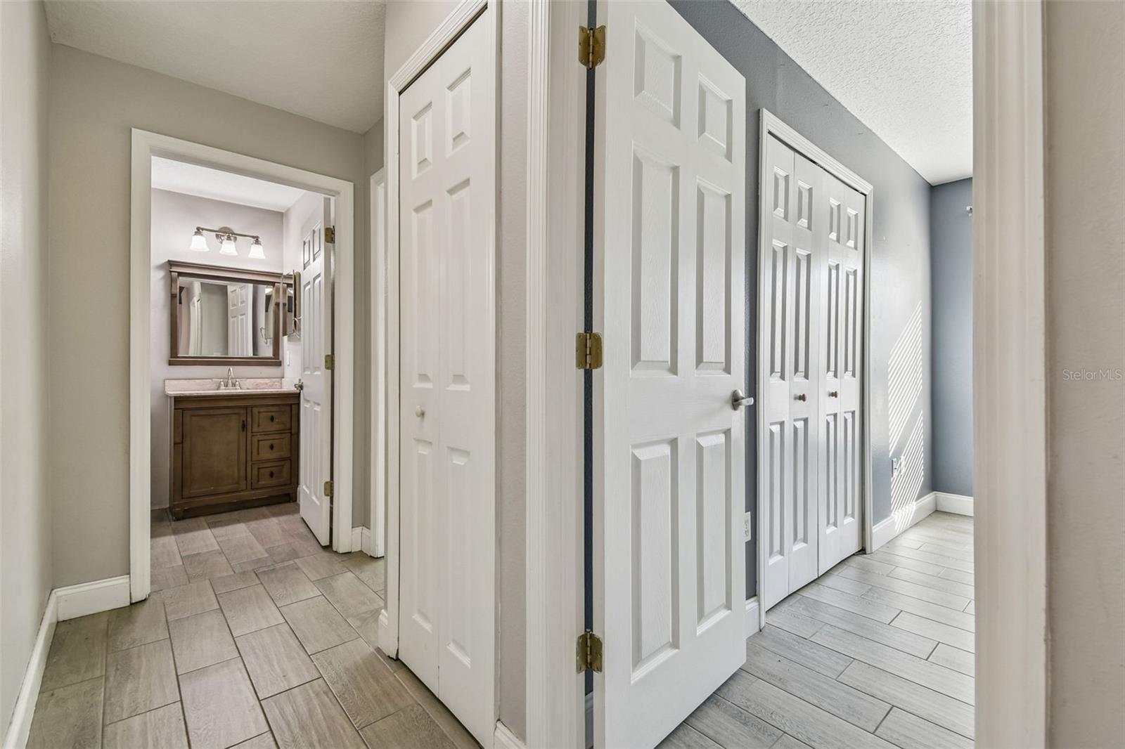 FOX RIDGE - Residential