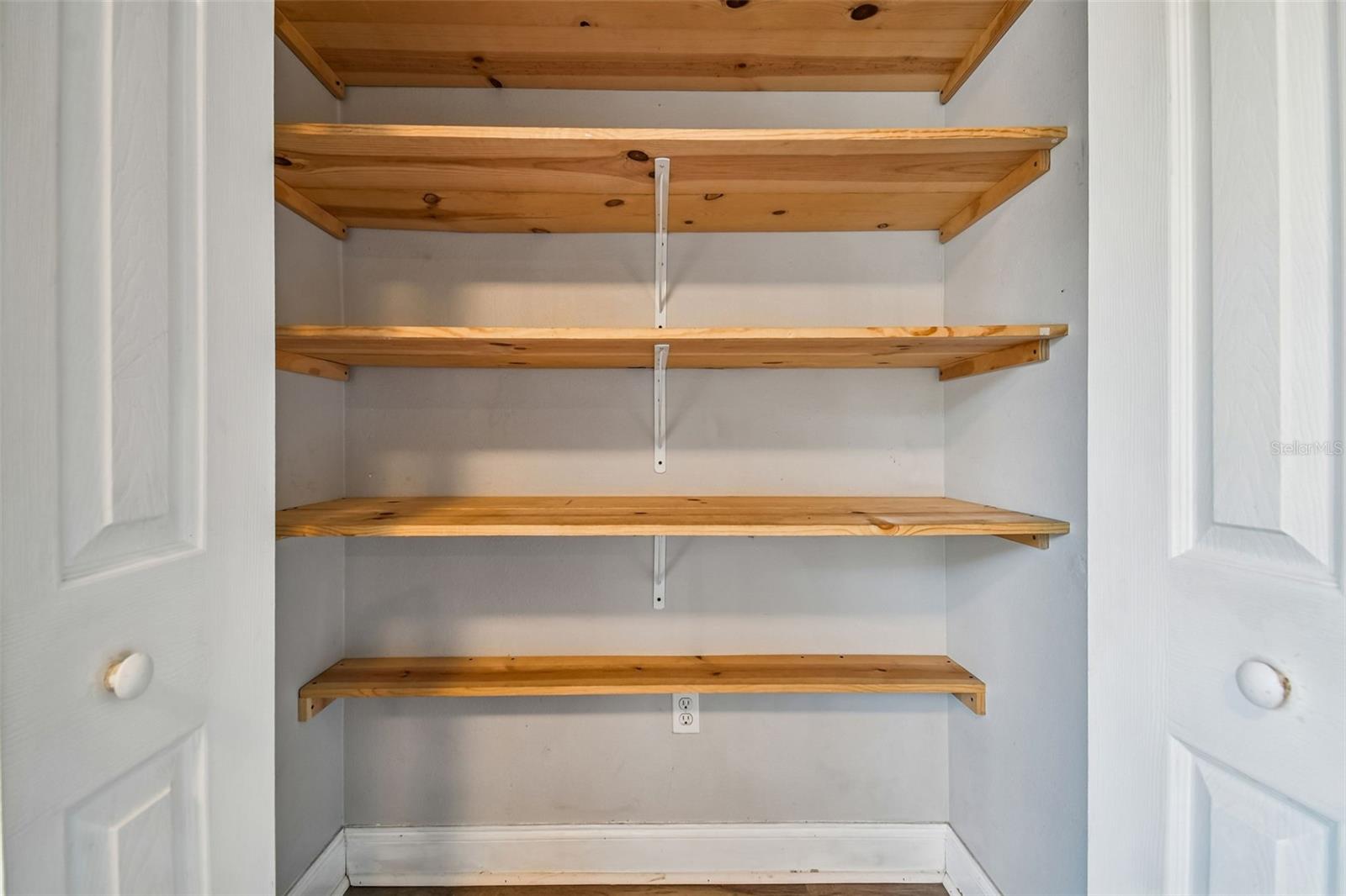 FOX RIDGE - Residential