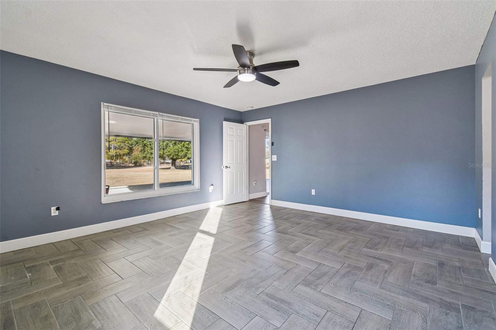 FOX RIDGE - Residential