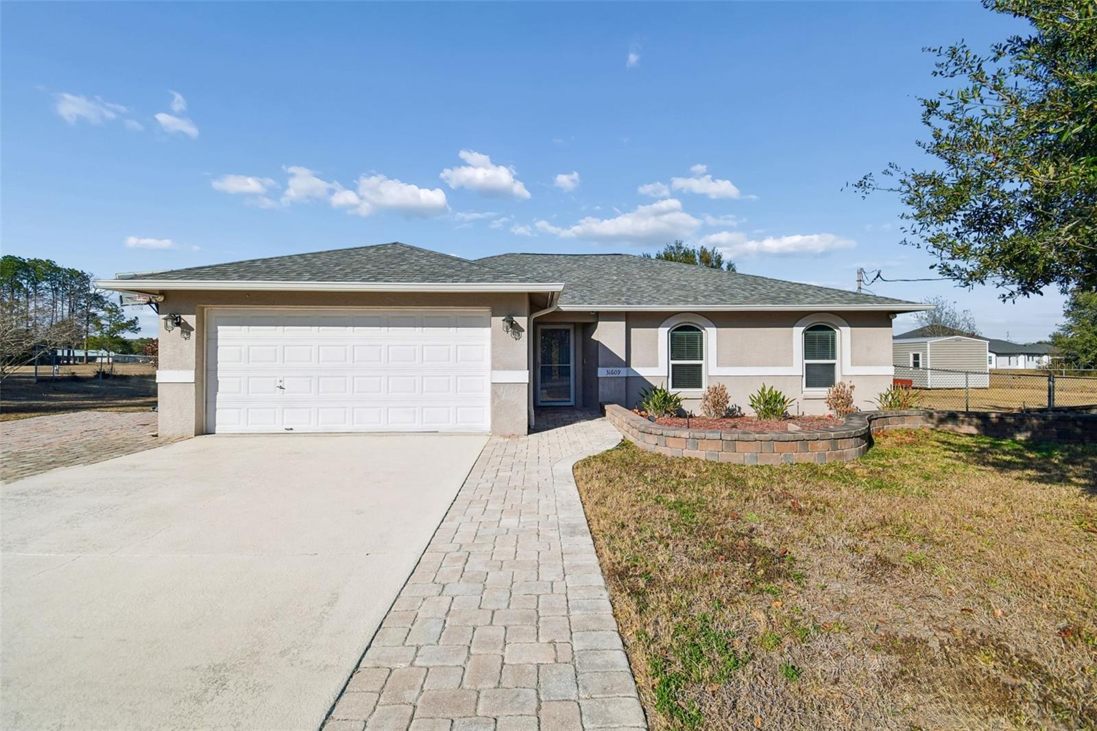 FOX RIDGE - Residential