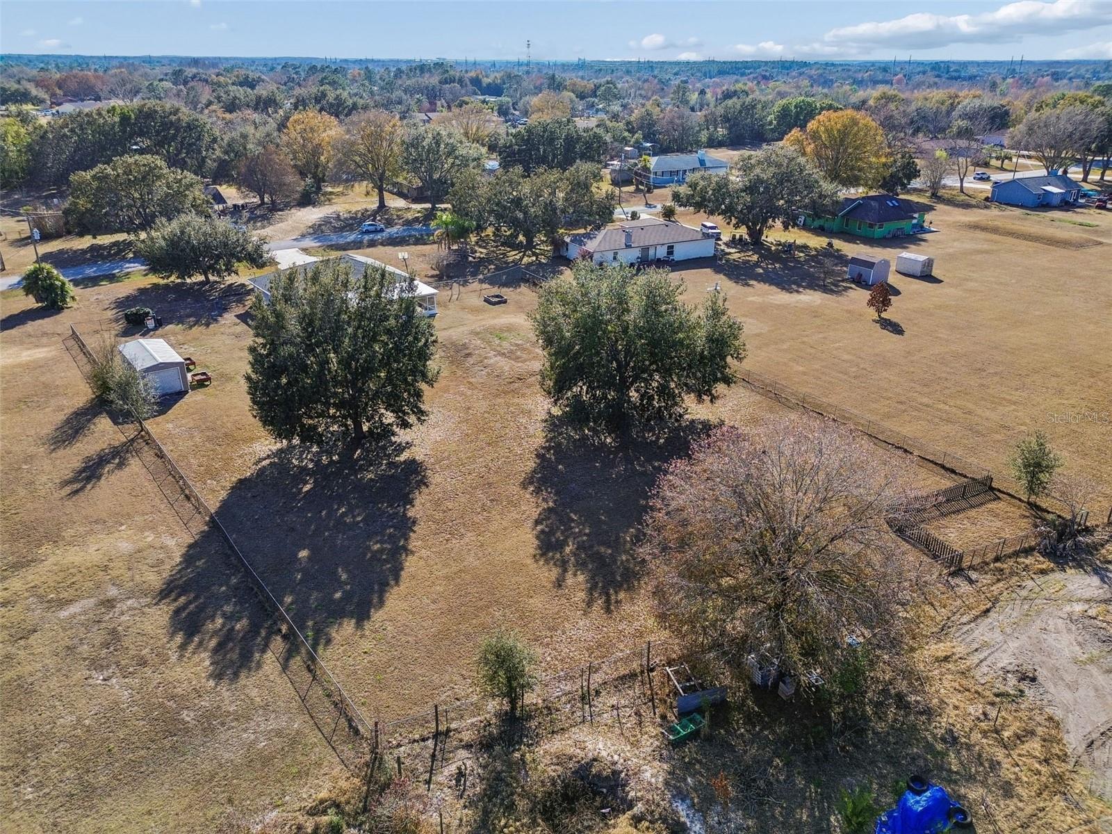 FOX RIDGE - Residential