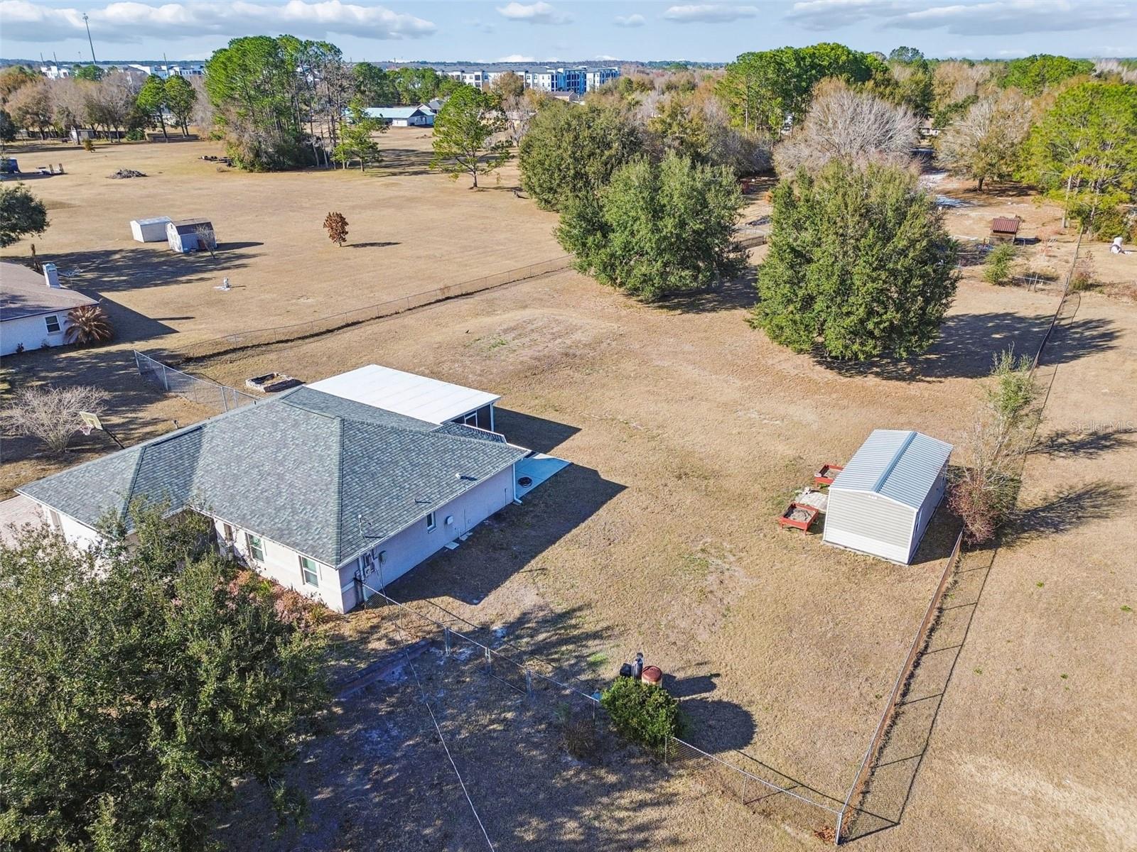 FOX RIDGE - Residential