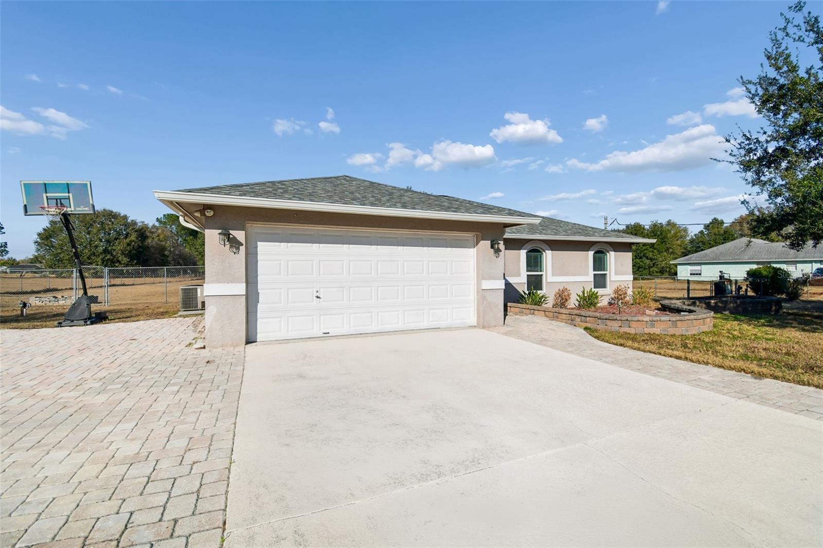 FOX RIDGE - Residential