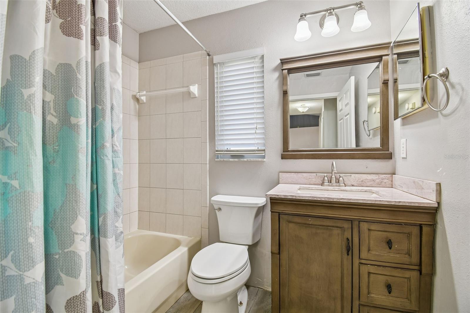 FOX RIDGE - Residential