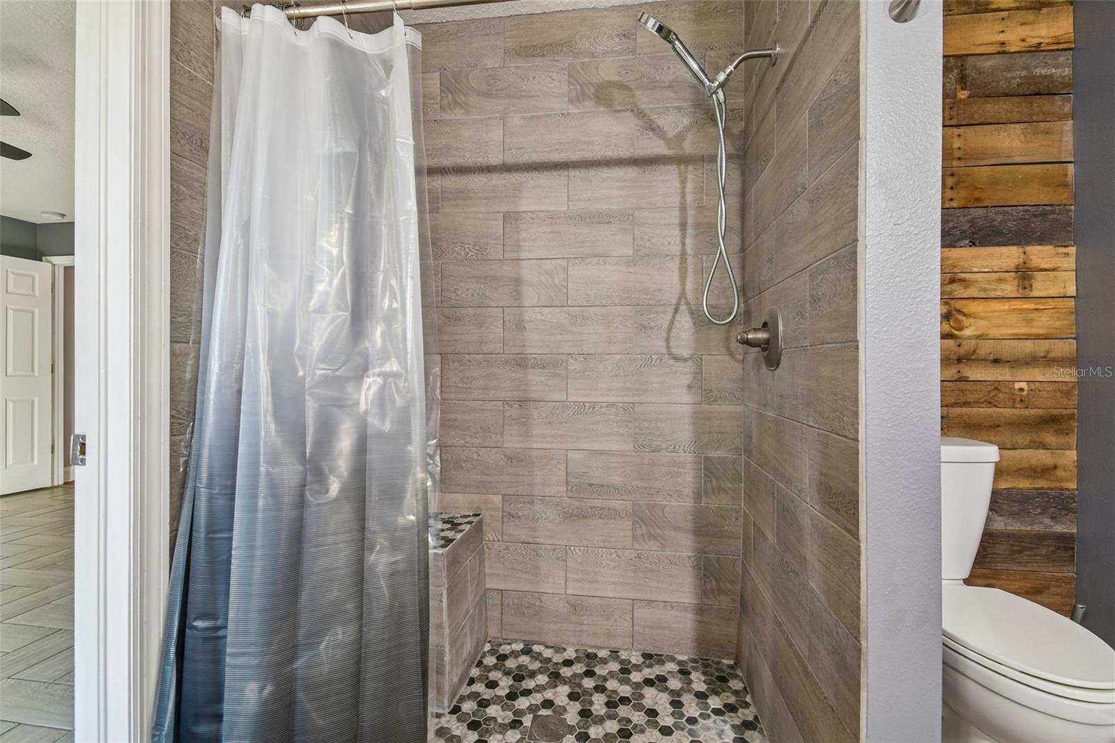 FOX RIDGE - Residential