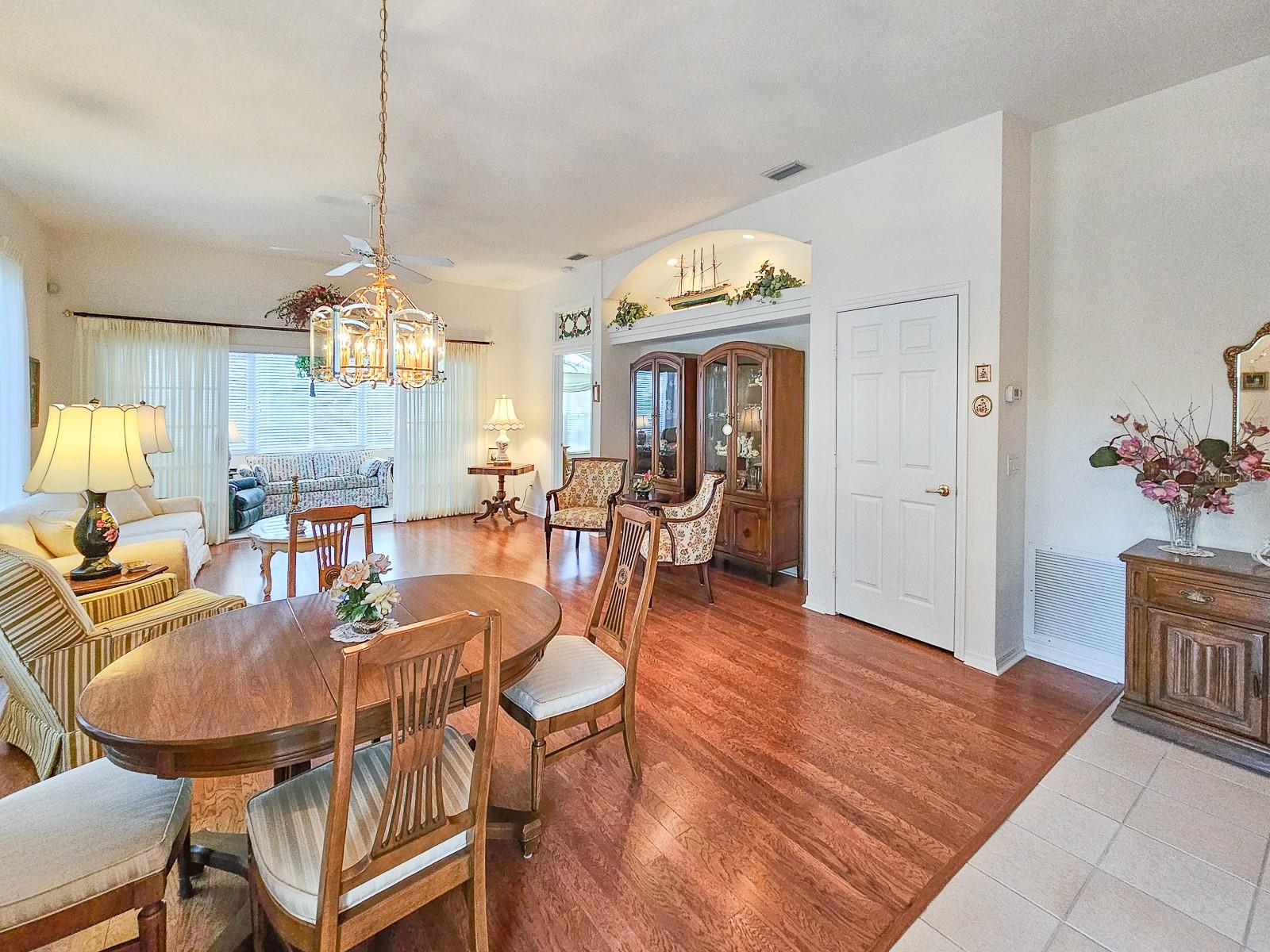 1187 ATHLONE WAY