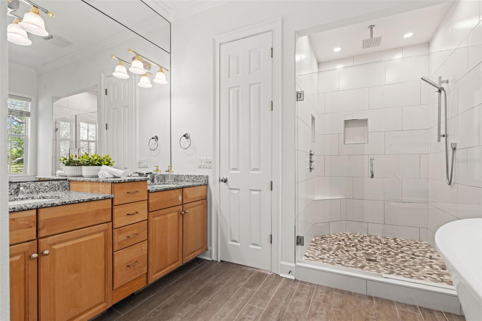 VILLA QUERICA TWNHMS - Residential