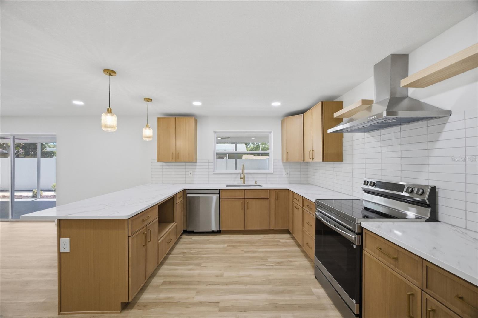 MEADOW LAWN PINELLAS ADD - Residential