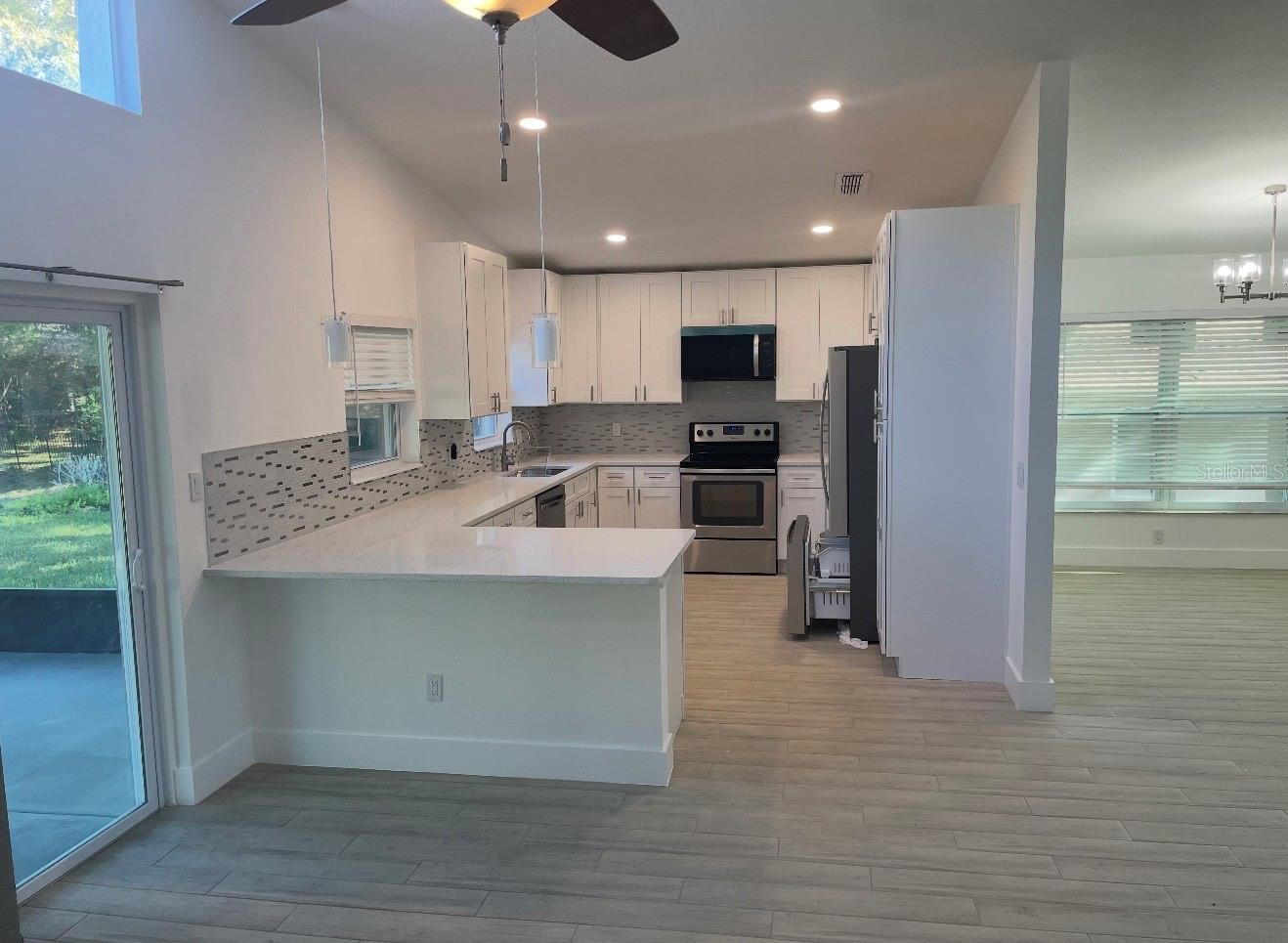 PEMBROOKE - Residential Lease