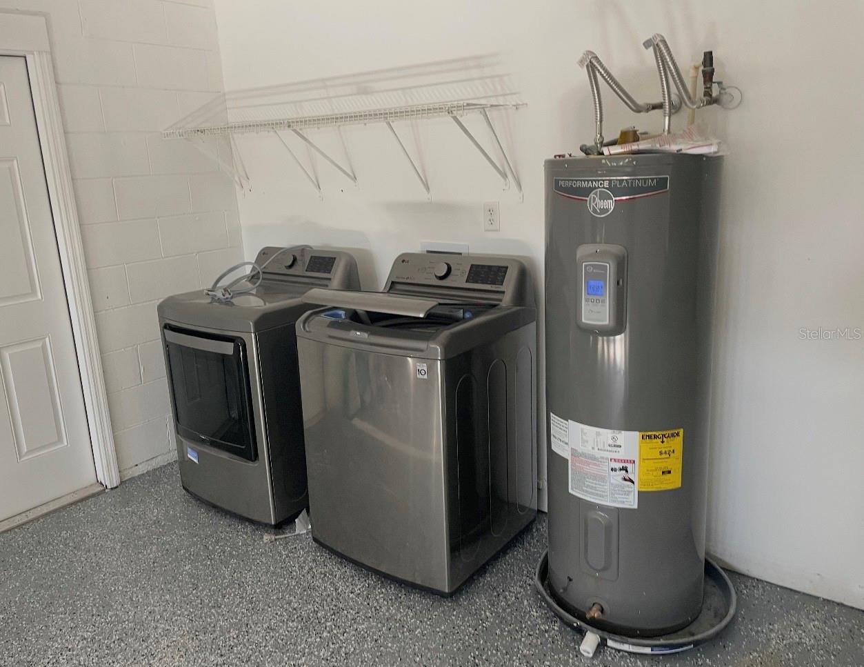 PEMBROOKE - Residential Lease