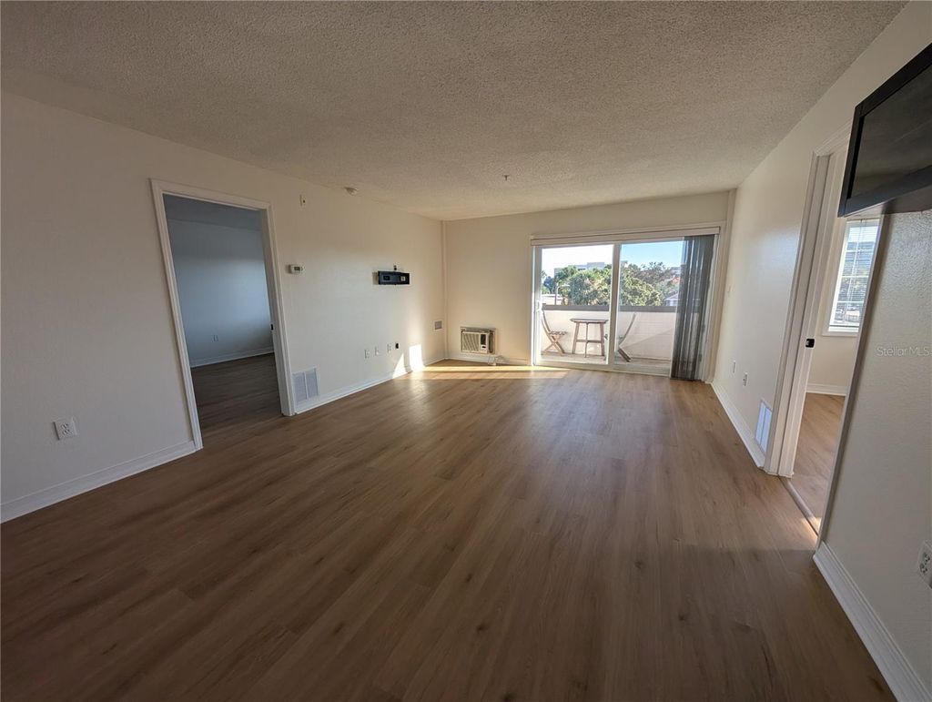 Photo of 406 S Cedar Avenue #308, Tampa, FL 33606 (MLS # TB8436776)