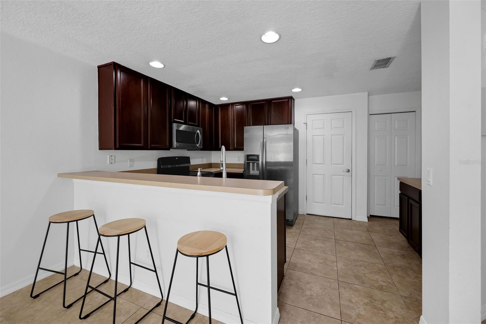 HAWTHORNE GLEN TWNHMS - Residential